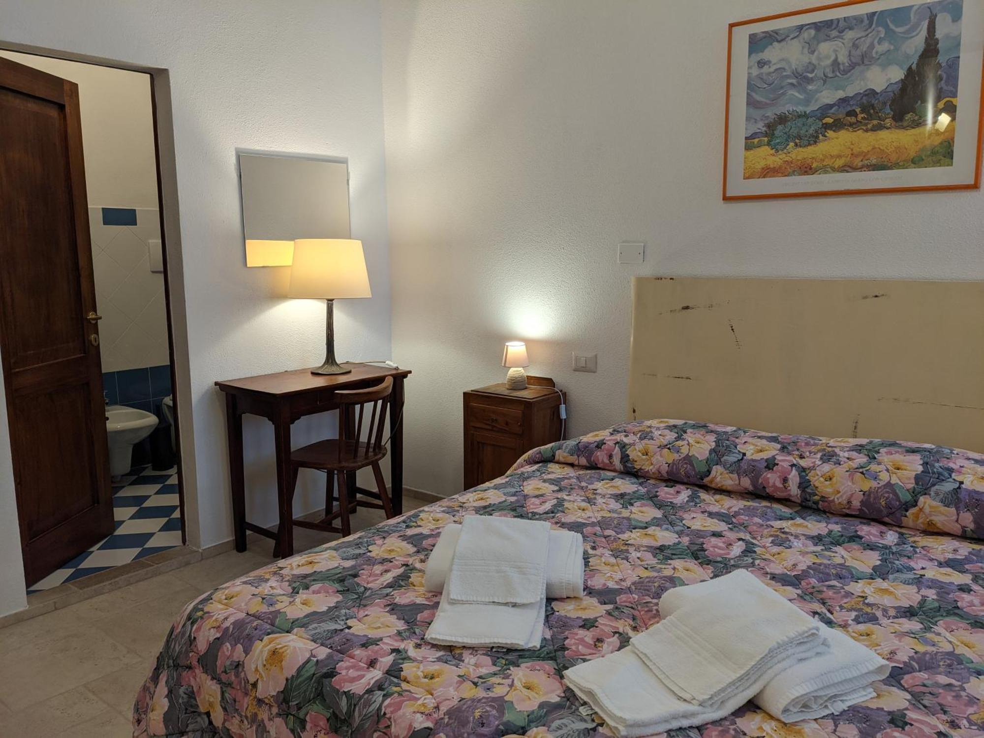 Agriturismo Biofattoria L'Upupa Montalcino Bagian luar foto