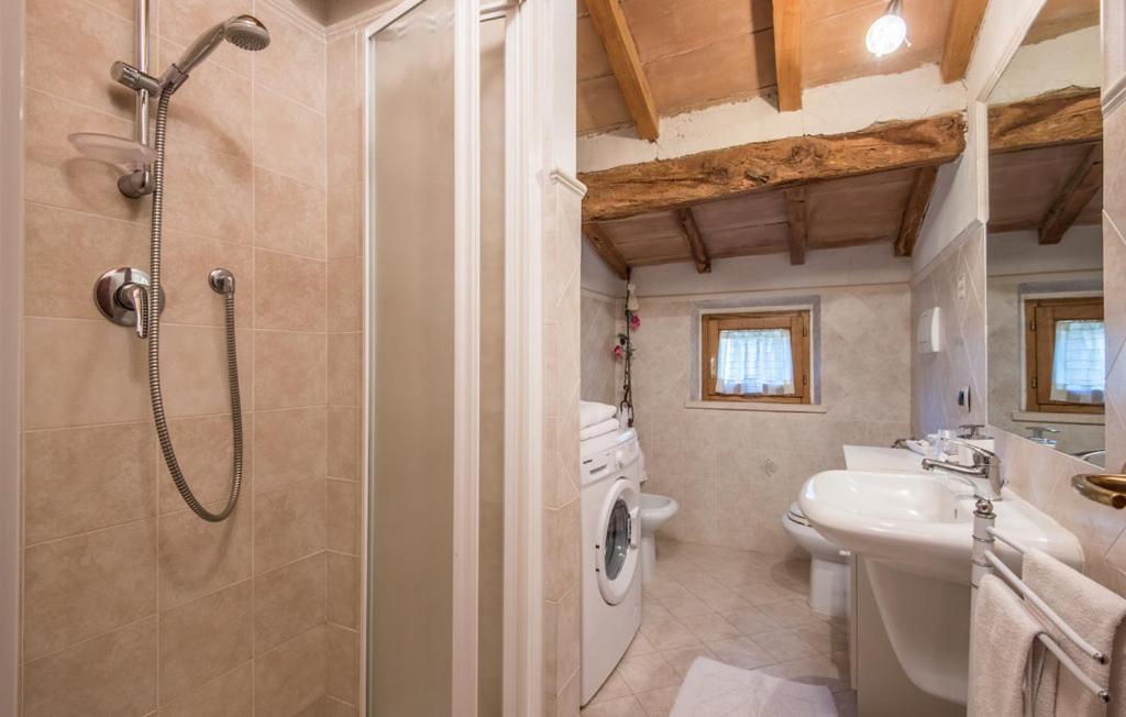 Agriturismo Biofattoria L'Upupa Montalcino Bagian luar foto