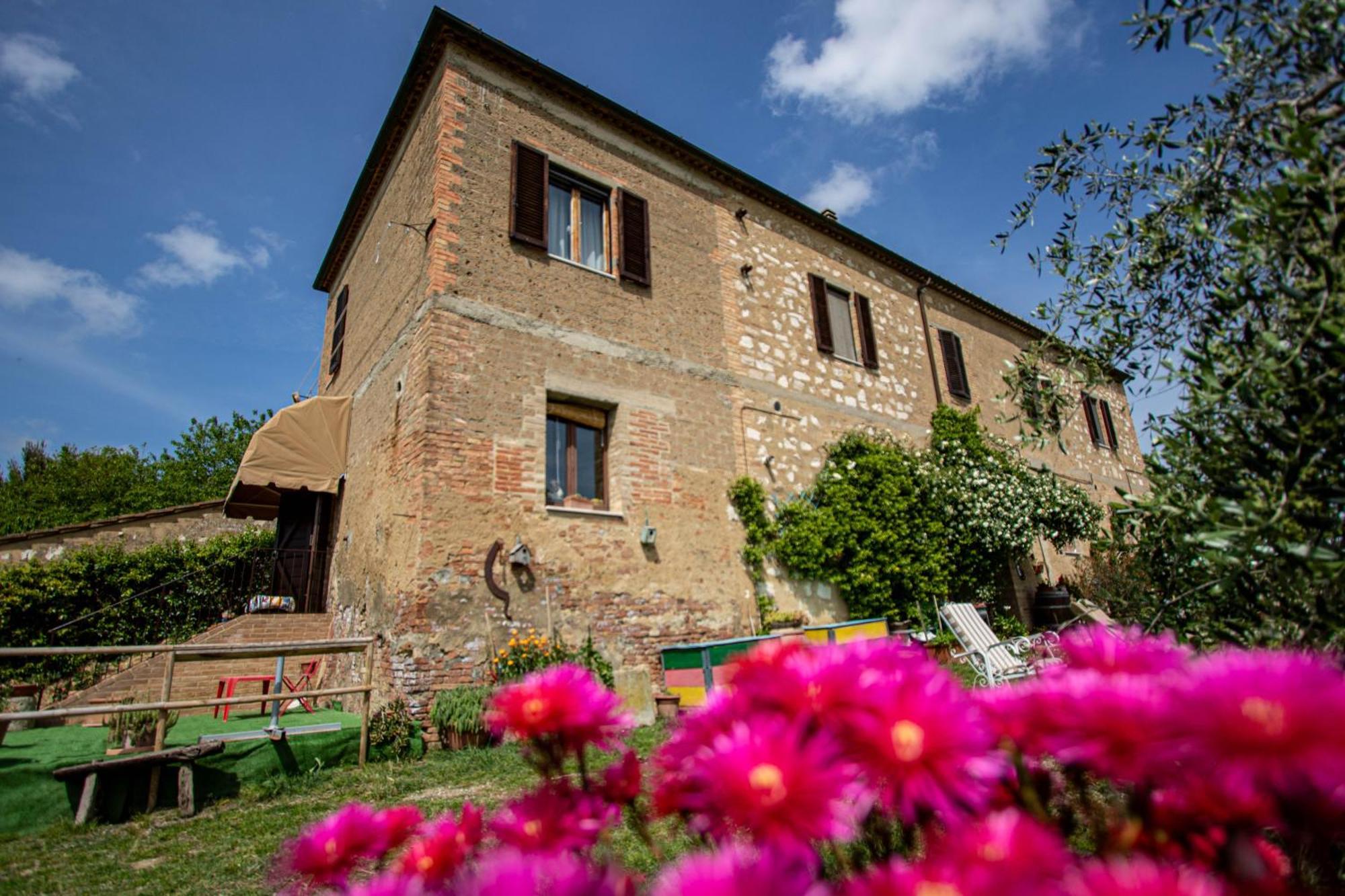 Agriturismo Biofattoria L'Upupa Montalcino Bagian luar foto