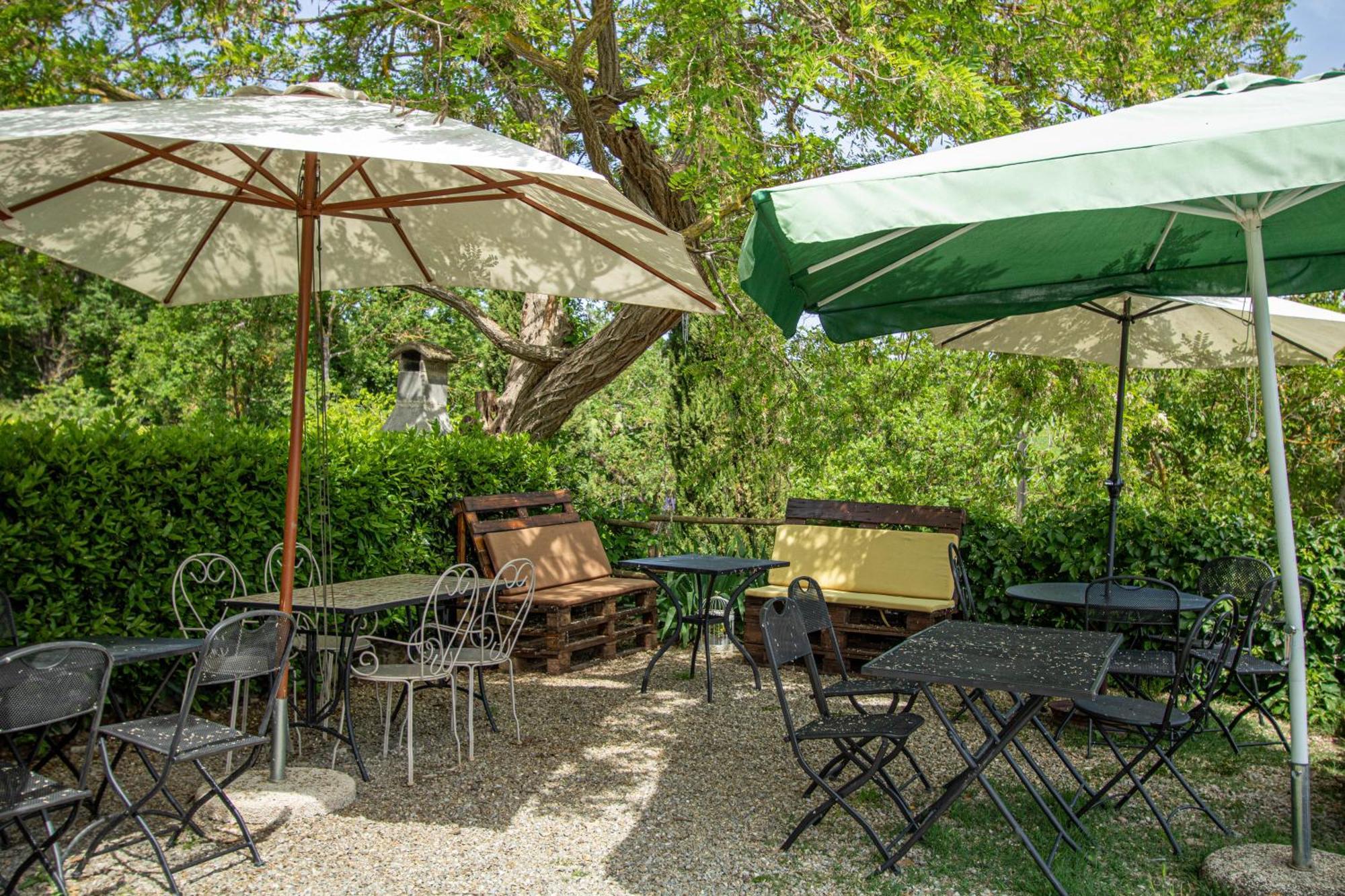 Agriturismo Biofattoria L'Upupa Montalcino Bagian luar foto
